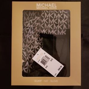 Scarf, hat & glove set - unopened